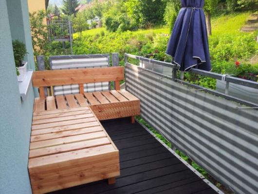 houten vlonders bank op balkon – Interieur-inrichting.net